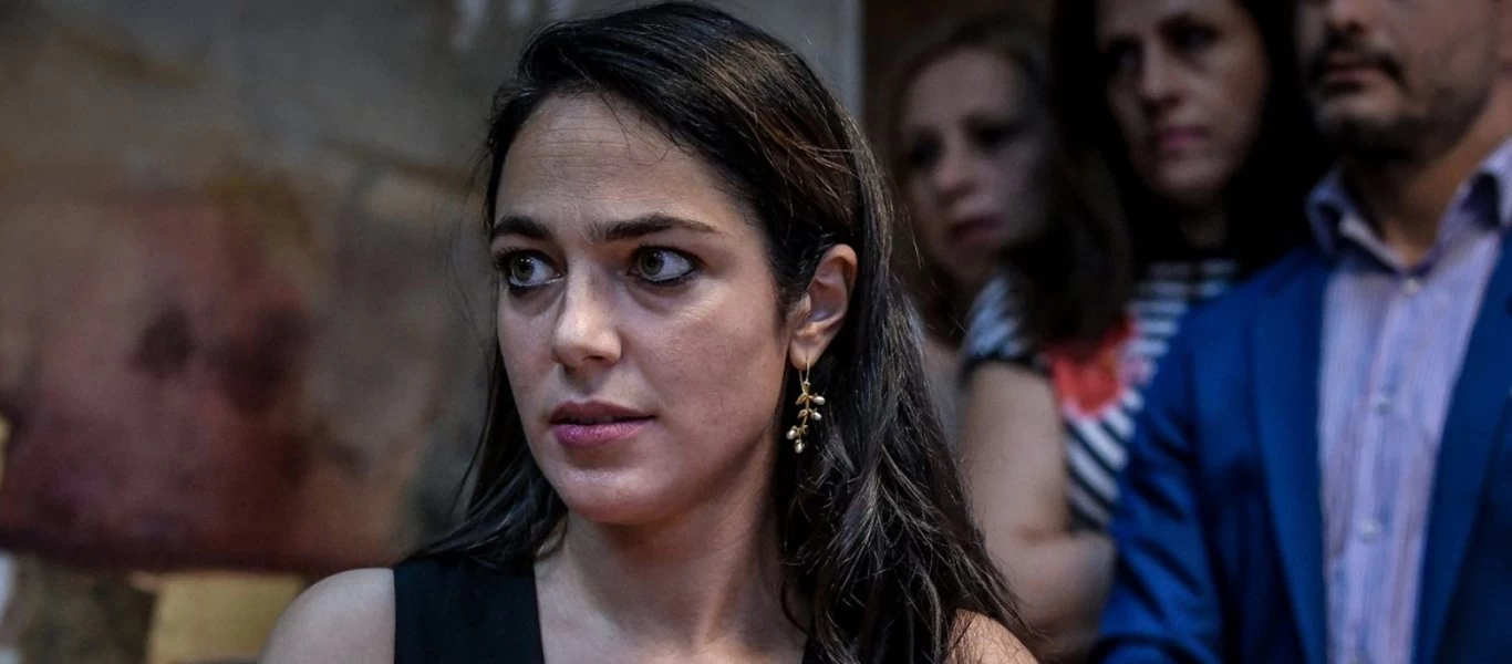 Όταν η Δόμνα Μιχαηλίδου ήταν μαθήτρια Δημοτικού και πήγαινε σε πάρτι (φωτο)